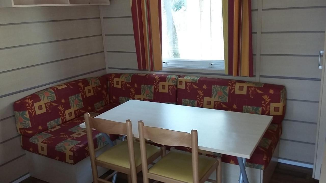 Camping Les Chenes Verts Meschers-sur-Gironde Exterior foto