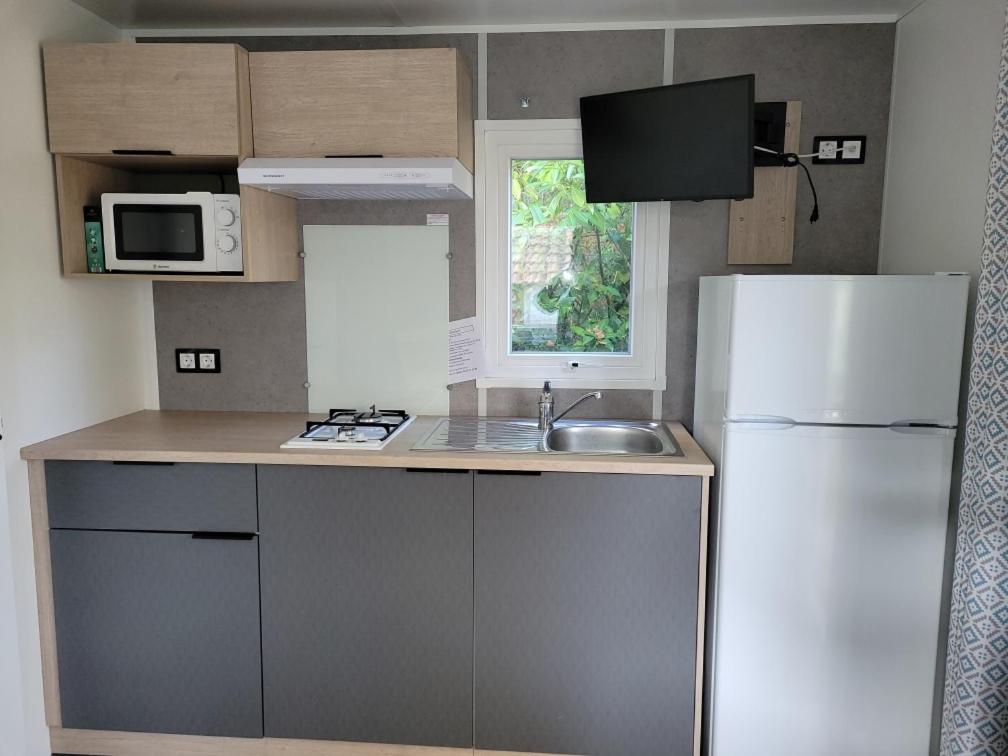 Camping Les Chenes Verts Meschers-sur-Gironde Exterior foto