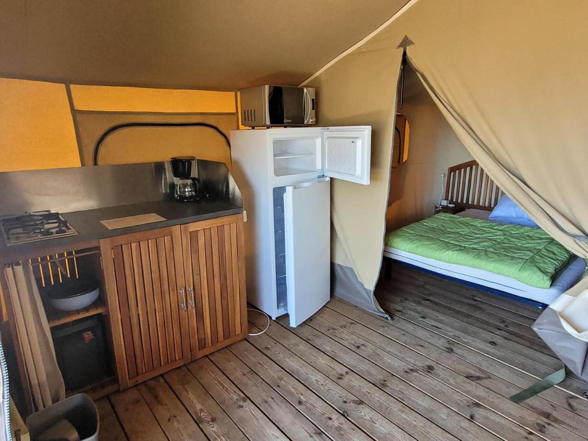 Camping Les Chenes Verts Meschers-sur-Gironde Exterior foto