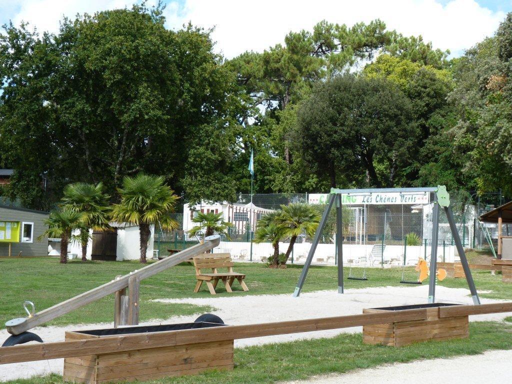 Camping Les Chenes Verts Meschers-sur-Gironde Exterior foto