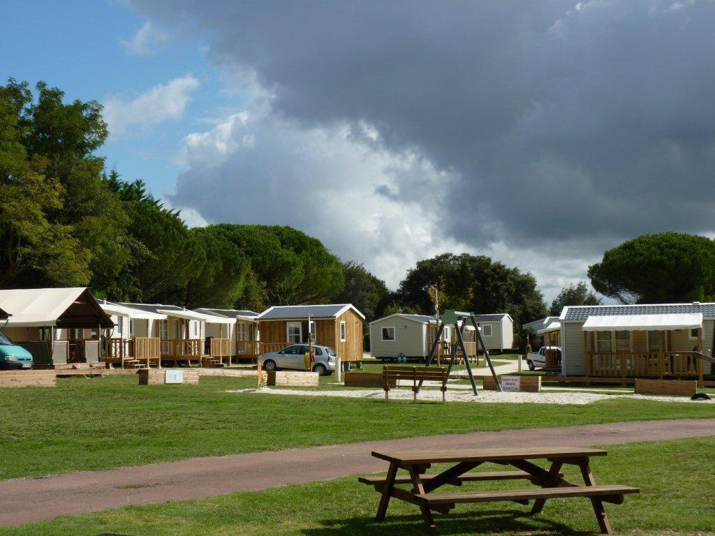 Camping Les Chenes Verts Meschers-sur-Gironde Exterior foto